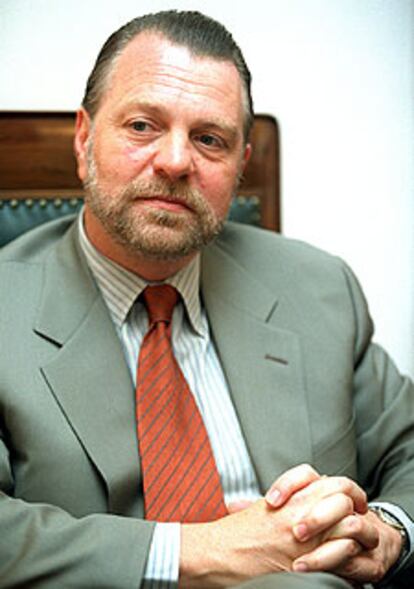 El candidato a la presidencia mexicana Jorge Castañeda, en 2001.