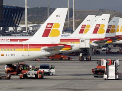 Aviones de la compa&ntilde;ia Iberia en Barajas, Madrid. 