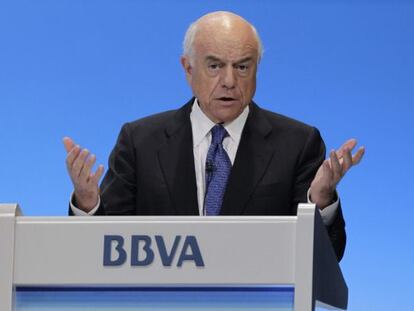 El president del BBVA, Francisco González, durant la seva intervenció en l'última junta d'accionistes.