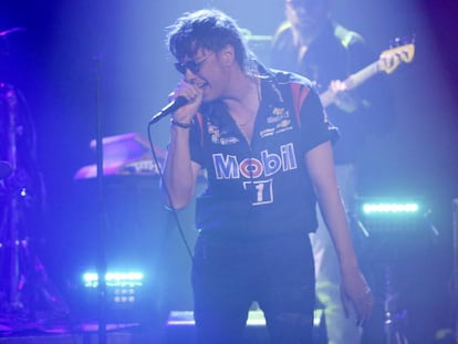 El cantante de The Strokes regresa en el show de Jimmy Fallon