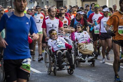 El maratón reúne participantes de todas las edades y colectivos.