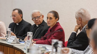 claudia sheinbaum se reúne con miembros del episcopado mexicano