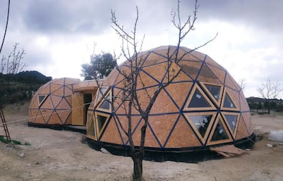 The almost-completed dome home in Jumilla (Murcia).