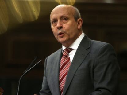El ministro Wert informa a los diputados de los avances en la LOMCE