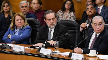 Los ministros de la SCJN: Loretta Ortiz, Jorge Mario Pardo y Alberto Pérez Dayán, en la primer mesa de diálogos sobre la reforma al Poder Judicial.