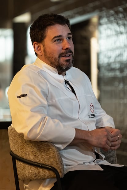 Javi Estévez, chef del restaurante La Tasquería (Madrid), que cuenta con una estrella Michelin y dos Soles Repsol.