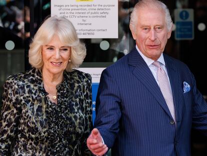 Carlos III y la reina consorte Camilla, este martes en Londres.