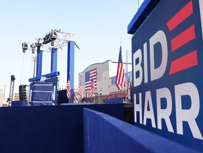 Carteles de la campaña de Joe Biden en Wilmington, Delaware