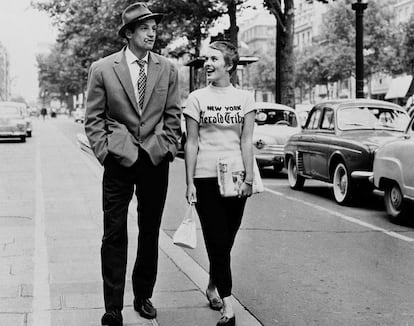 Jean Seberg i Jean-Paul Belmondo w powieści „Na końcu ucieczki” Jeana-Luca Godarda.