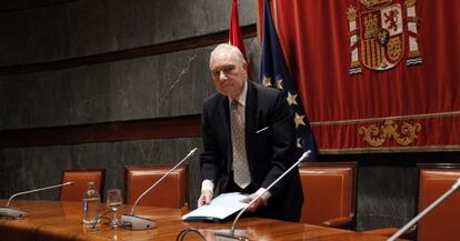 Carlos Dívar durante la rueda de prensa que dio para explicar sus viajes a Marbella.