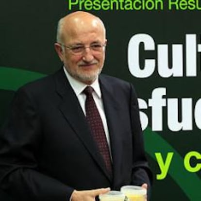 El presidente de Mercadona, Juan Roig, durante la presentación de resultados del ejercicio 2011 en Valencia.