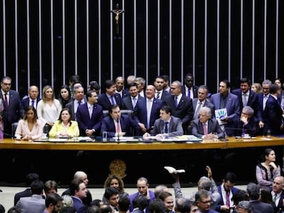 Deputados durante a votação do primeiro turno da reforma da Previdência.