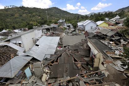 Vista de las casas derrumbadas en el norte de Lombok, el 7 de agosto de 2018.