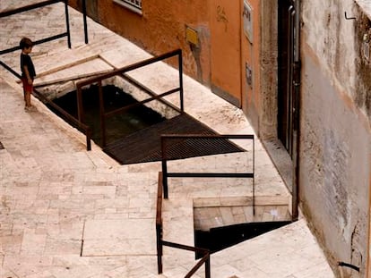 Ciclo de agua y travertino en el centro histórico de Banyoles