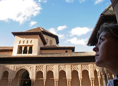 Hasta el 1 de junio la Alhambra se visita guiada por especialistas.