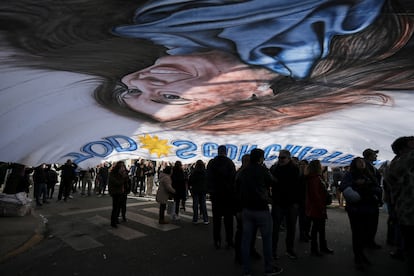 Una manta de Cristina Kirchner, en Buenos Aires,  el 12 de junio de 2025. 