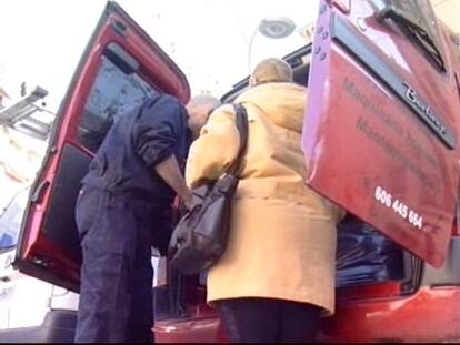 Obligados a vivir en su furgoneta