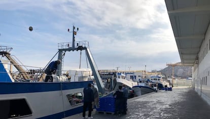 Vista del muelle pesquero de Almería.