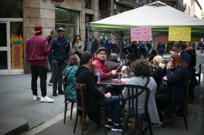 Una protesta de veïns per la inseguretat al Raval.