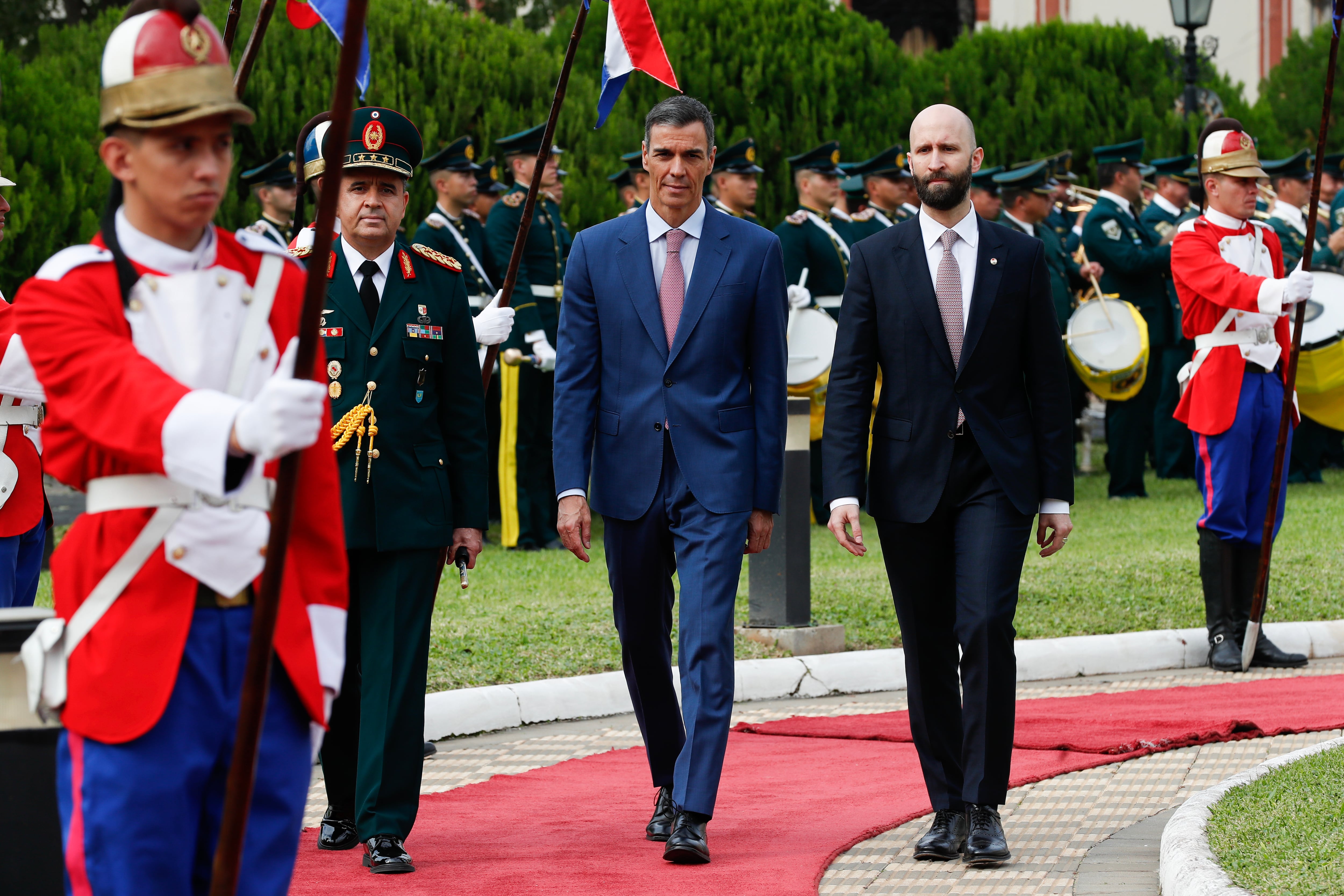 Pedro Sánchez refuerza en Latinoamérica su perfil como referente político para la izquierda