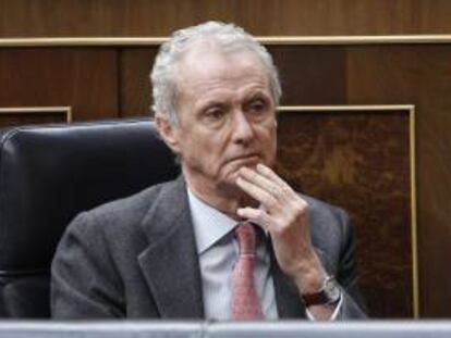 Morenés destaca el esfuerzo de las Fuerzas Armandas por mantener su capacidad operativa