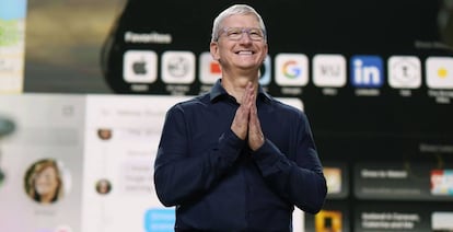 El consejero delegado de Apple, Tim Cook, durante la Conferencia Anual de Desarrolladores virtual