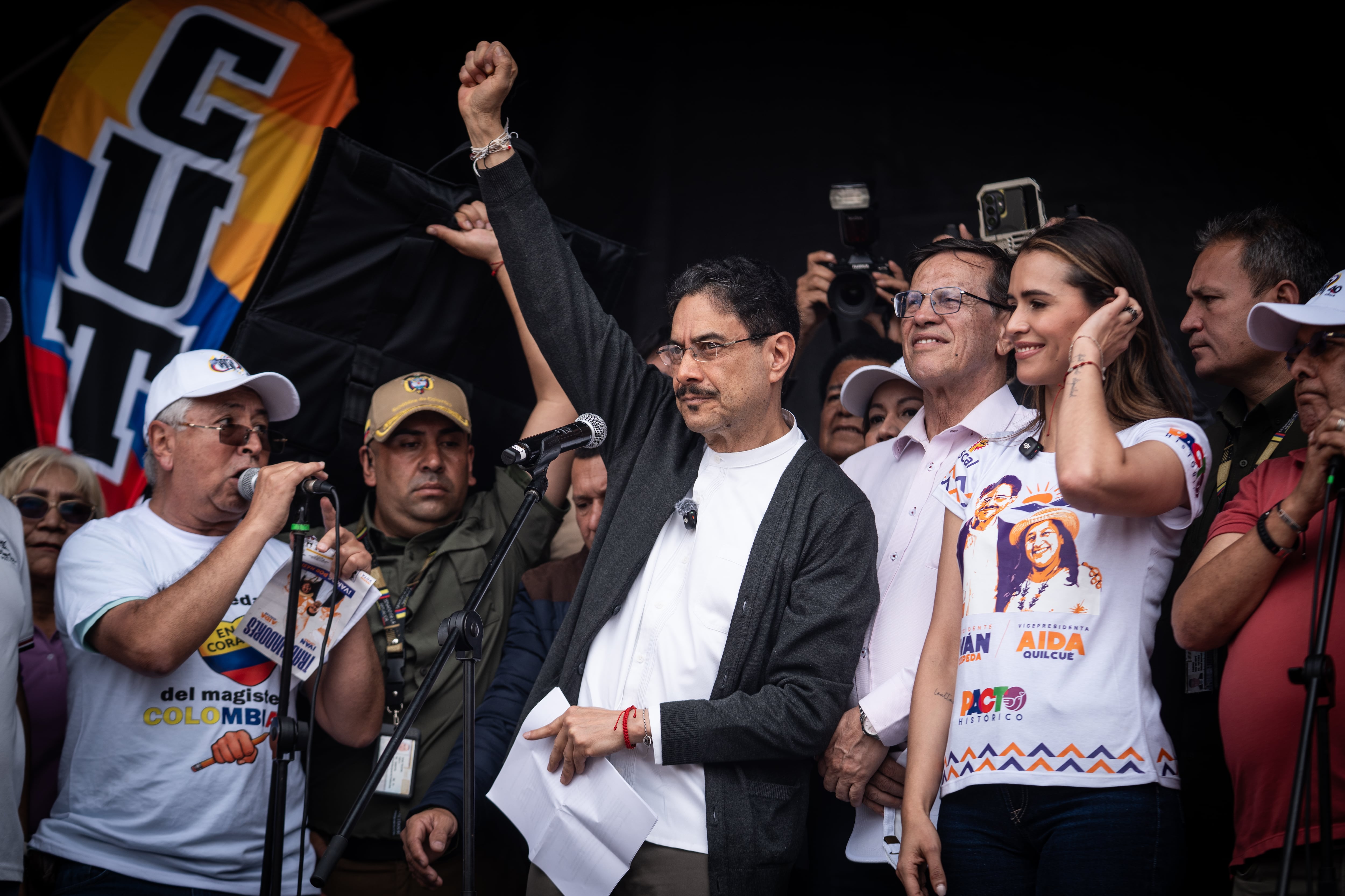El camino a las elecciones presidenciales de Colombia 2026, en vivo | Iván Cepeda triunfaría en la primera vuelta y derrotaría a cualquier candidato en la segunda, según la encuesta del CNC
