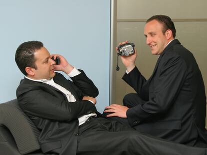 Steve y Jean-Emile Rosenblum, fundadores de PIXmania, una empresa que comenzó en sus orígenes ofreciendo electrónica y que a día de hoy ofrece más de 250.000 productos