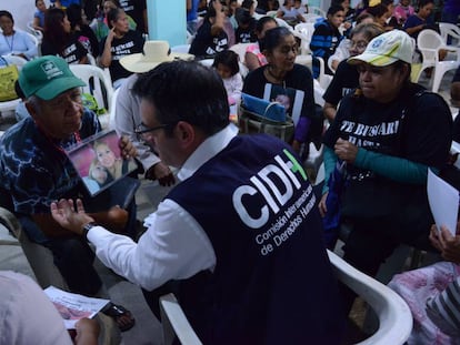 Visita da CIDH a Iguala, México, em setembro de 2015.