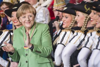 La canciller Angela Merkel, en una recepción a los clubs de carnavales alemanes celebrada el 28 de enero en Berlín. 
