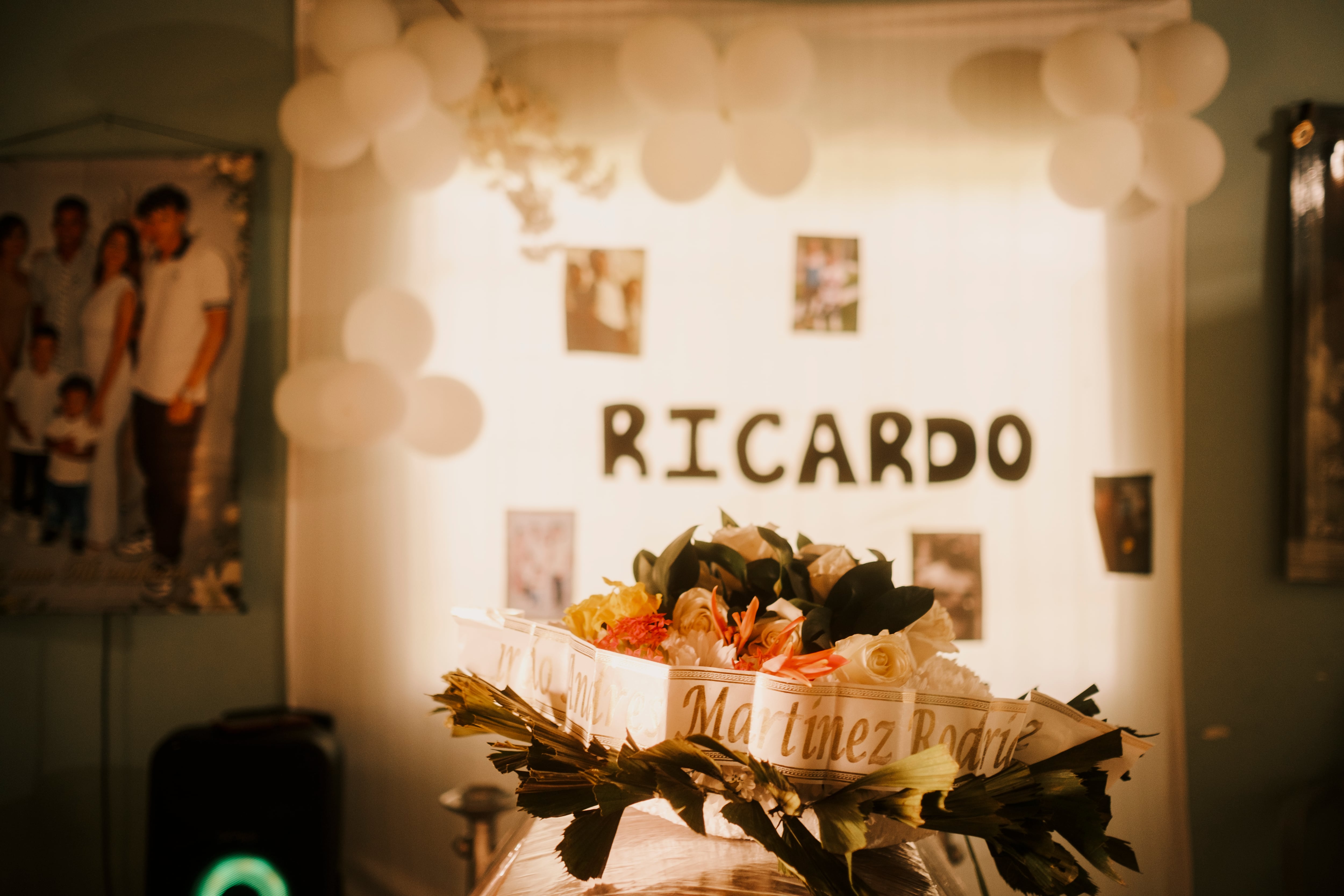 Sepelio de Ricardo Martínez en una casa de amigos de la familia.