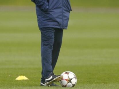 Pellegrini, durante un entrenamiento del Manchester City.