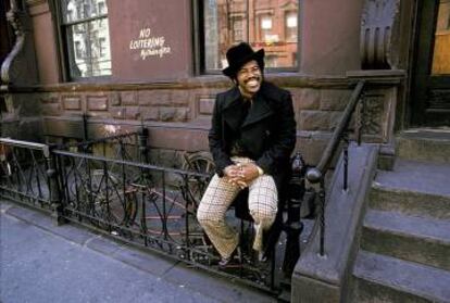 El mítico Ben E. King, intérprete de ‘Stand by me’, en Harlem en 1973.