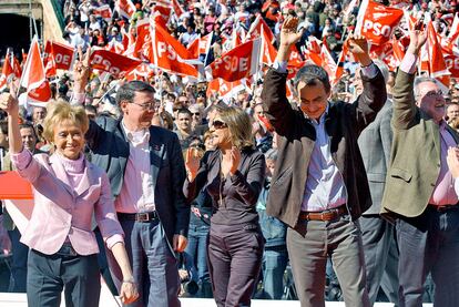 Mitin de Zapatero en Valencia en febrero de 2008, con De la Vega, Sevilla y Soria.