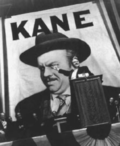 Orson Welles, caracterizado como Charles Foster Kane, en un fotograma de la película.