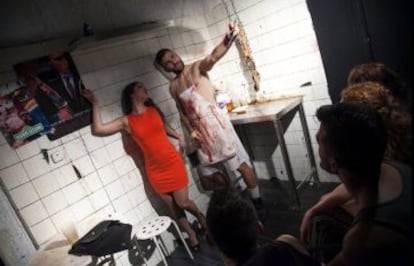 Representación de la obra Psycho-meetic.