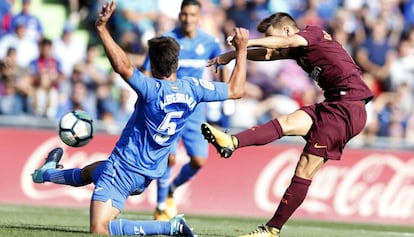 Denis marca el gol del empate del Bar&ccedil;a ante el Getafe. 