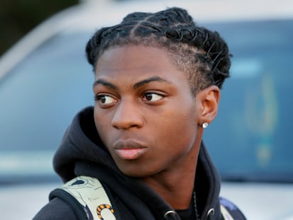 Darryl George, a 18-year-old junior, before walking across the street to go into Barbers Hill High School after serving a 5-day in-school suspension for not cutting his hair Monday, Sept. 18, 2023, in Mont Belvieu.