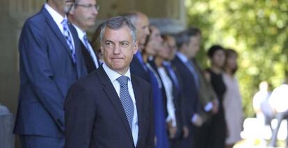 El lehendakari junto a su Gobierno en el Palacio de Miramar, en San Sebastián.