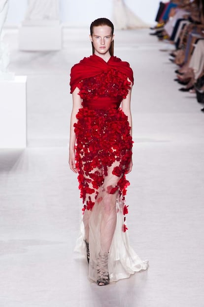 El delicado jardin de Giambattista Valli