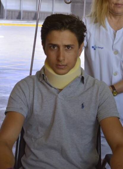 El diestro peruano Andrés Roca Rey, abandona el hospital.