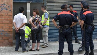 Macrorredada en talleres textiles clandestinos en Mataró en 2009.