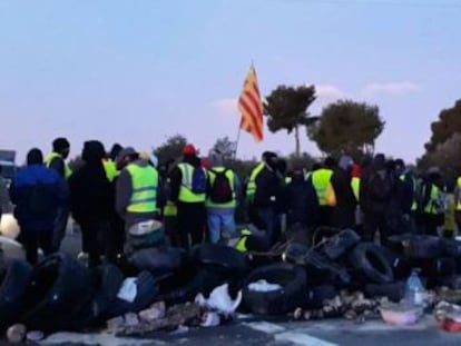 El ministerio público constata que la policía autonómica no actuó contra los piquetes independentistas que cortaron la autopista durante 15 horas