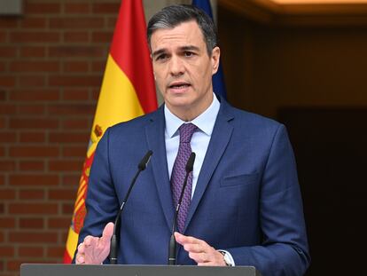 MADRID, 29/05/2023.- El presidente del Gobierno, Pedro Sánchez durante una rueda de prensa celebrada este lunes en la Moncloa, Madrid, donde ha anunciado el adelanto de las elecciones generales al domingo 23 de julio ante el mal resultado electoral del PSOE de ayer y ha dicho que es hora de que los ciudadanos "tomen la palabra". EFE/Moncloa / Pool / Borja Puig de la Bellacasa SOLO USO EDITORIAL/SOLO DISPONIBLE PARA ILUSTRAR LA NOTICIA QUE ACOMPAÑA (CRÉDITO OBLIGATORIO)
