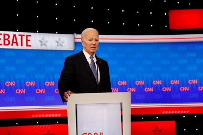 Biden en el escenario del debate, en Atlanta (Georgia), el 27 de junio.