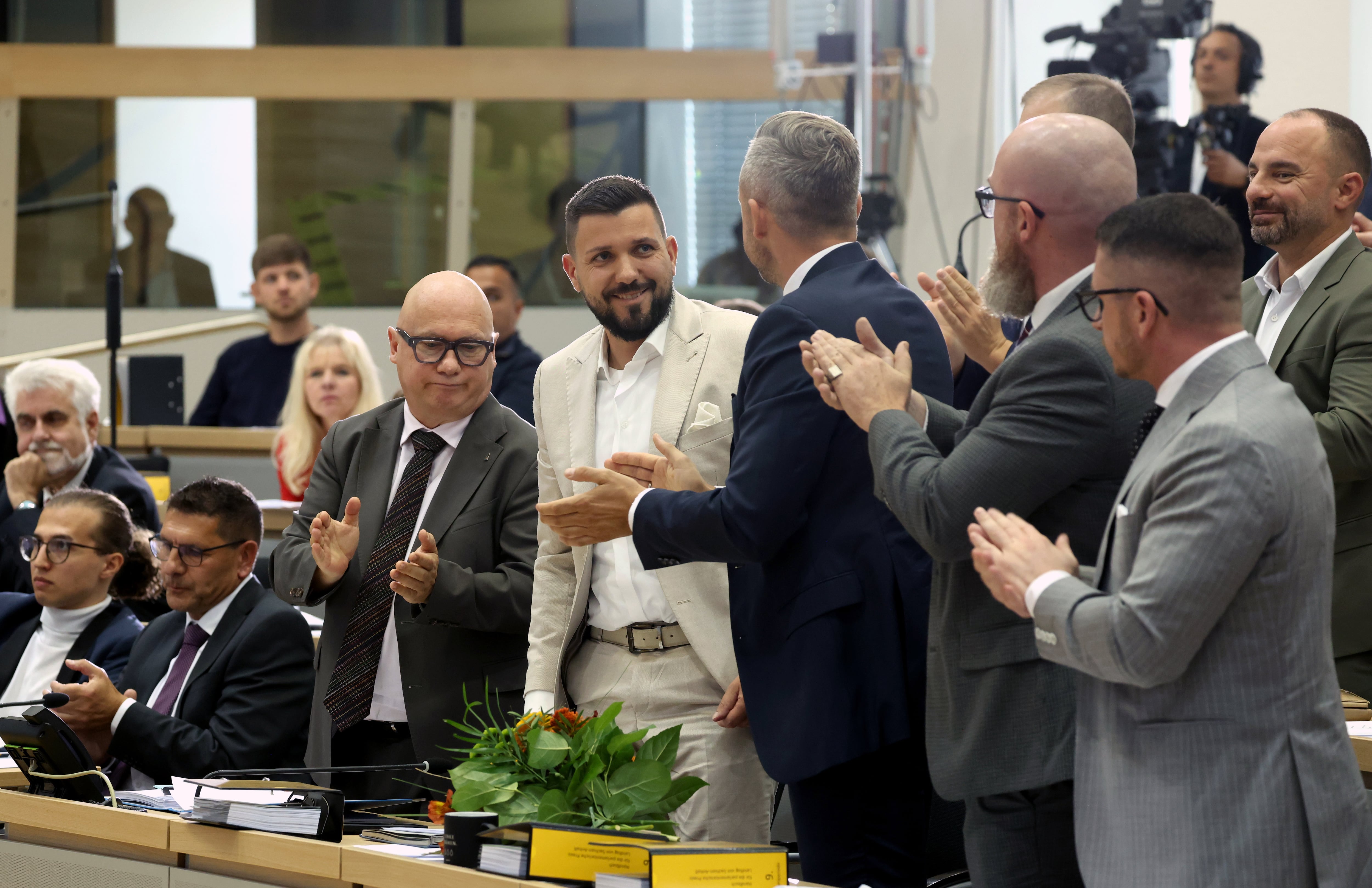 La extrema derecha consigue la primera presidencia de un Parlamento en Alemania: “Terminó la idiotez del cordón sanitario”: