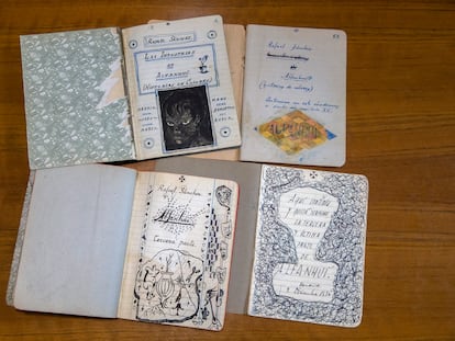 Cuadernos de Rafael Sánchez Ferlosio de su novela 'Industrias y andanzas de Alfanhuí'.