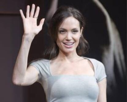 En la imagen un registro de la actriz estadounidense Angelina Jolie, quien ganó 33 millones de dólares entre junio de 2012 y el mismo mes de este año, según la revista Forbes. EFE/Archivo