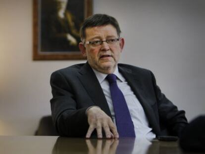 Ximo Puig, durante la entrevista en su despacho del PSPV-PSOE.