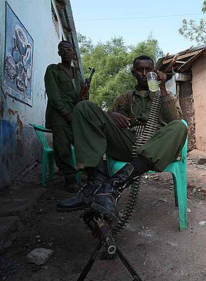 Un soldado de las fuerzas gubernamentales, ayer cerca de Baidoa.